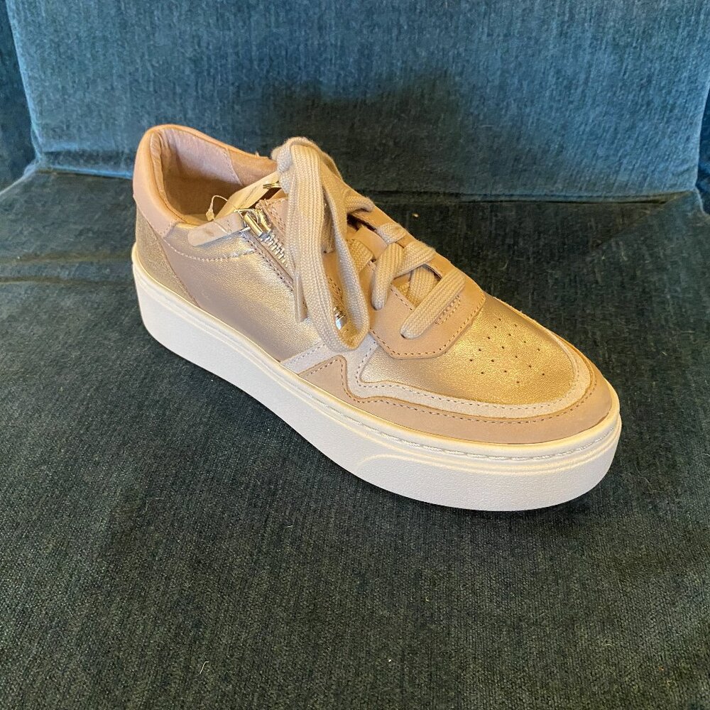 Aetrex - Leigh Tan - Multiple Sizes (NEW W/ BOX)